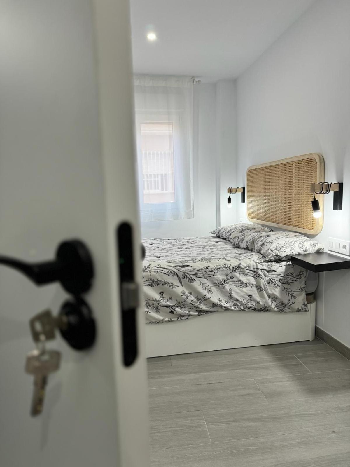 Apartamento Maui Beach En El Palo Malaga Luaran gambar