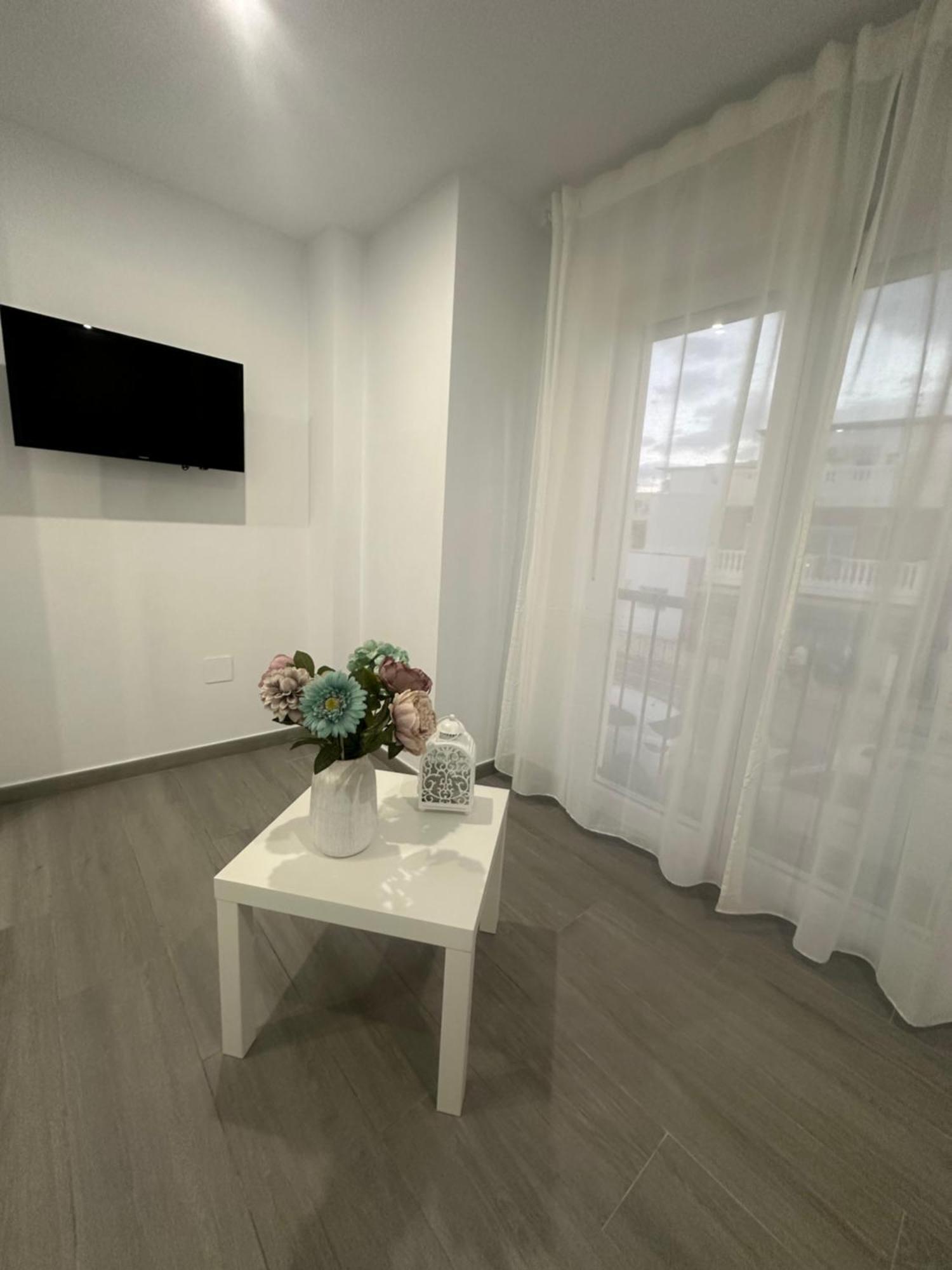 Apartamento Maui Beach En El Palo Malaga Luaran gambar