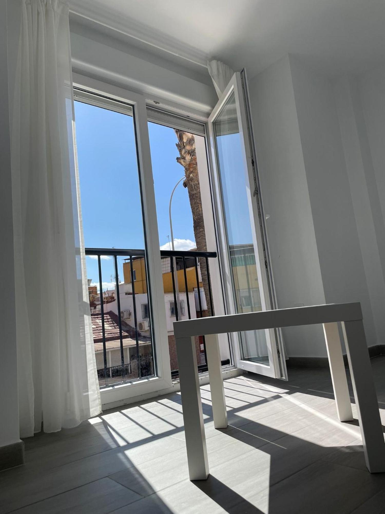 Apartamento Maui Beach En El Palo Malaga Luaran gambar