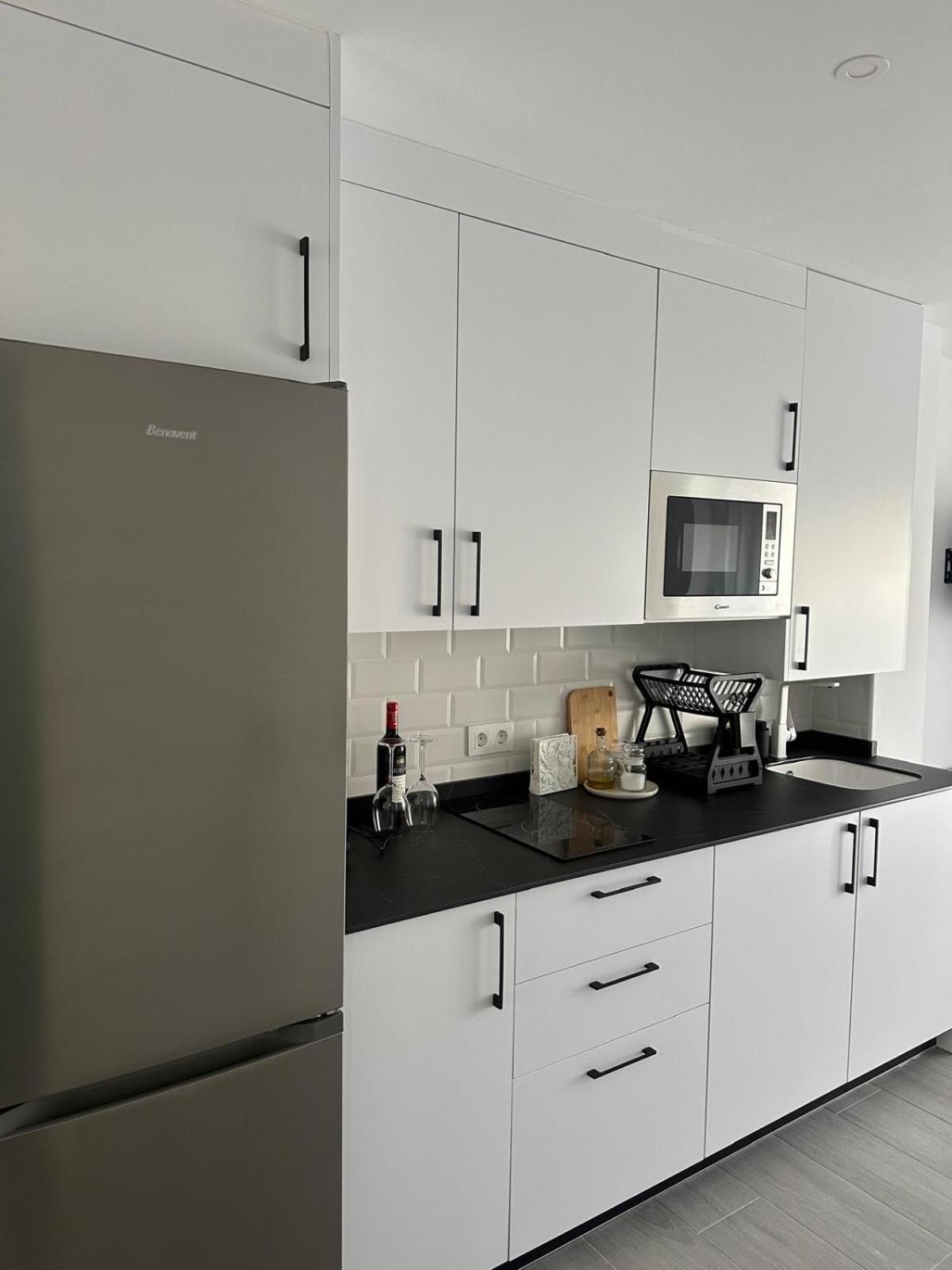 Apartamento Maui Beach En El Palo Malaga Luaran gambar