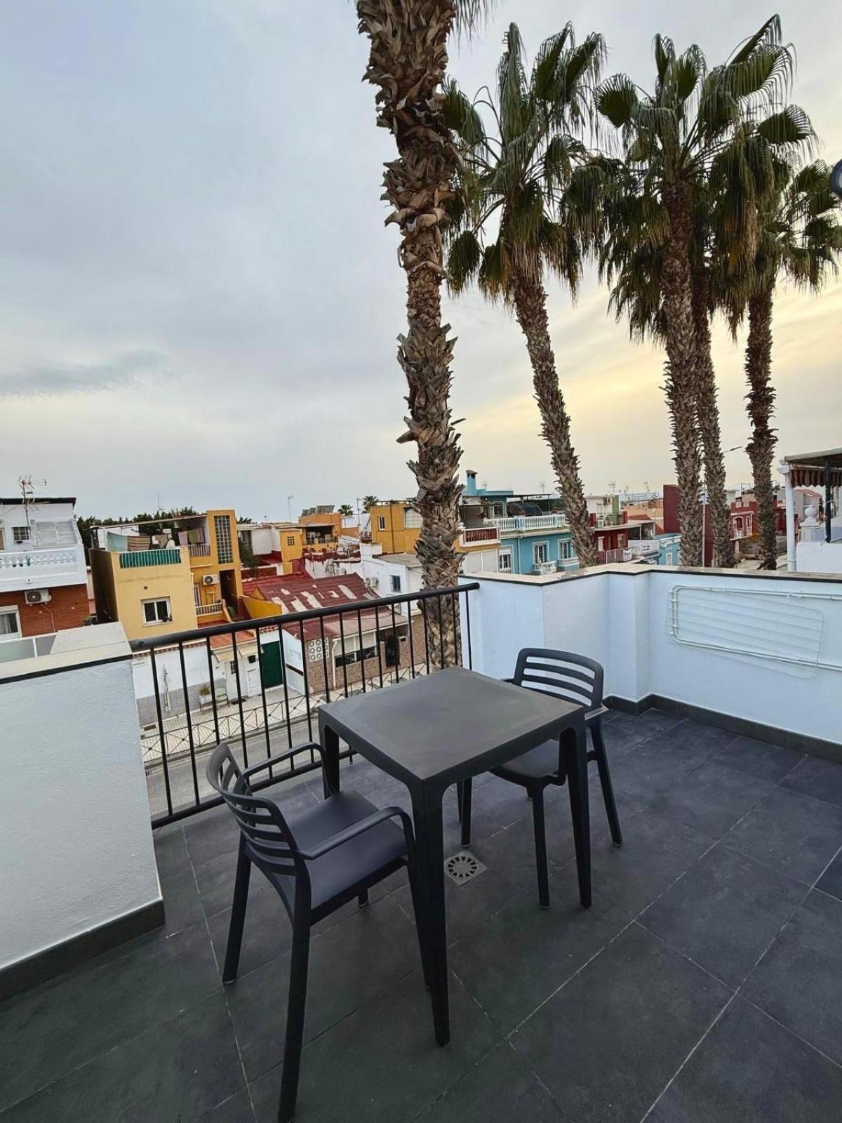 Apartamento Maui Beach En El Palo Malaga Luaran gambar